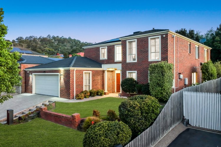 6 Dani Court Rowville 3178
