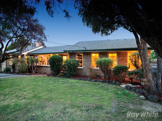 6 Dobell Court Mulgrave 3170