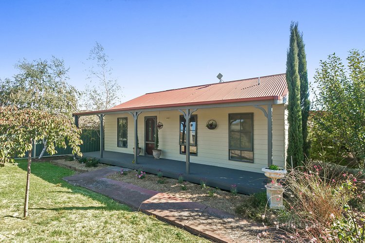 6 Drake Street Malmsbury 3446