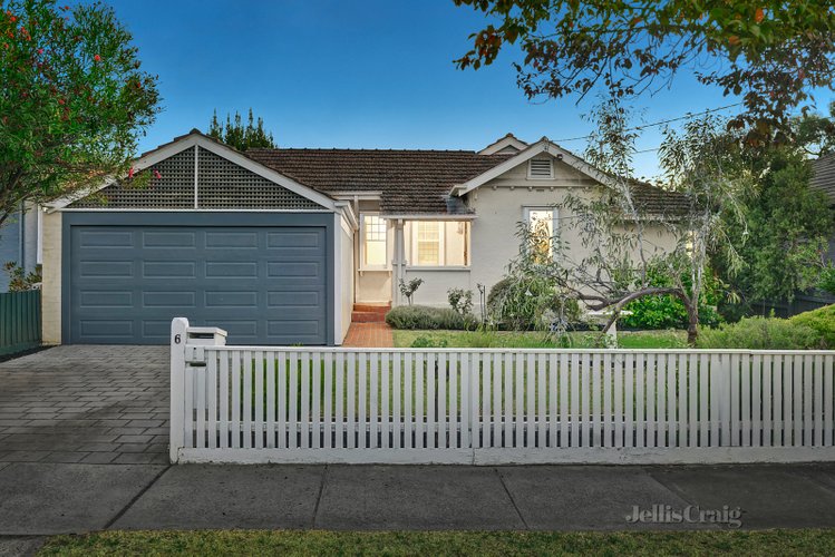 6 Dundonald Avenue Malvern East 3145