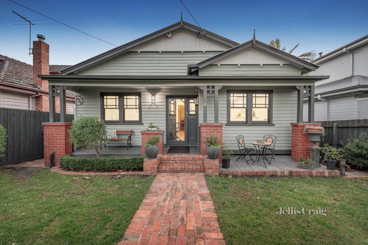 6 Fellows Street Mitcham 3132
