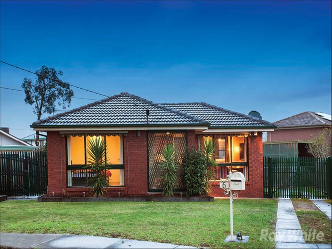6 Freda Court Wheelers Hill 3150