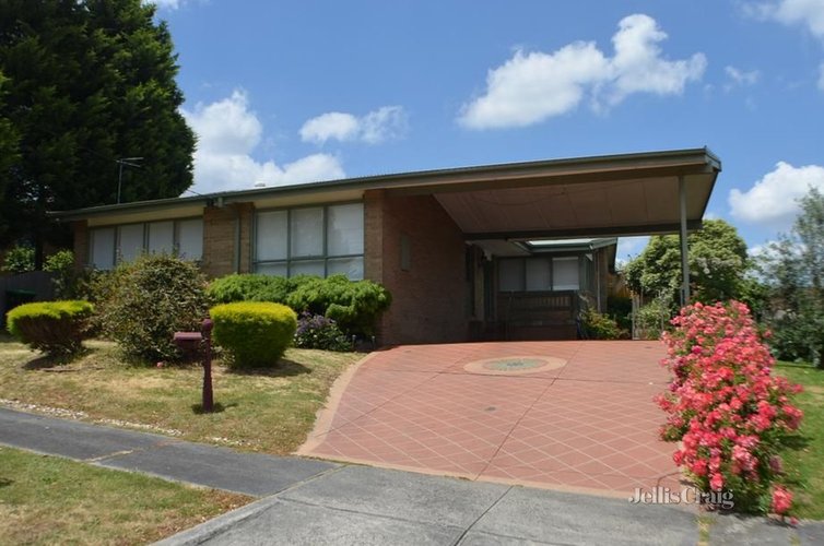 6 Friars Court Doncaster East 3109