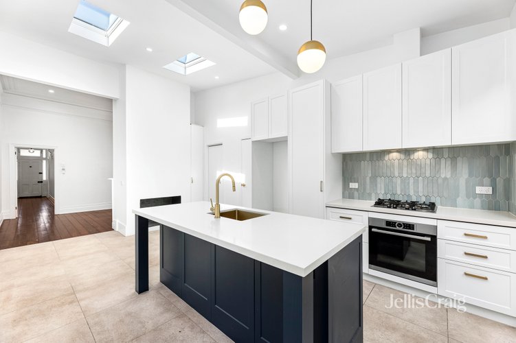 6 Gladstone Street Windsor 3181