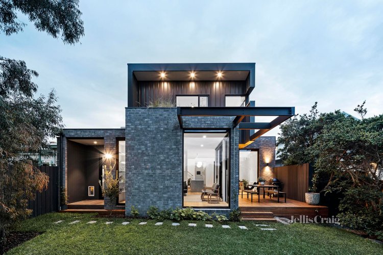6 Grandview Grove Northcote 3070