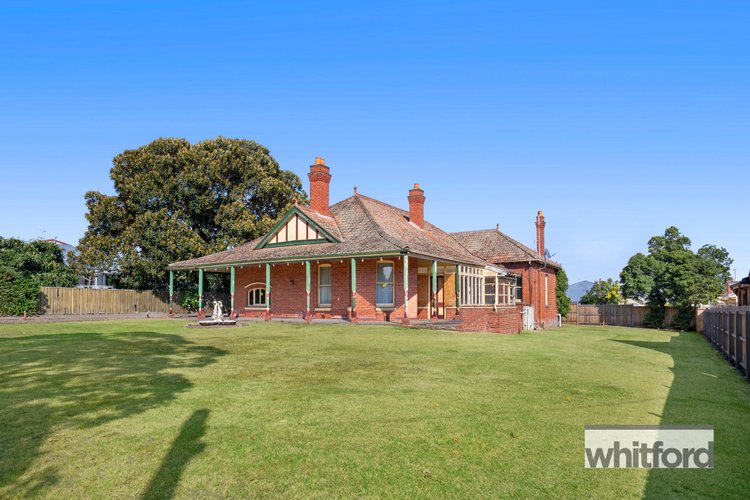6 Hermitage Road, Newtown