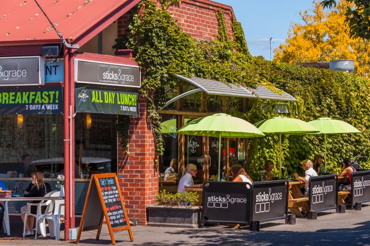6 Hermitage Road, Newtown
