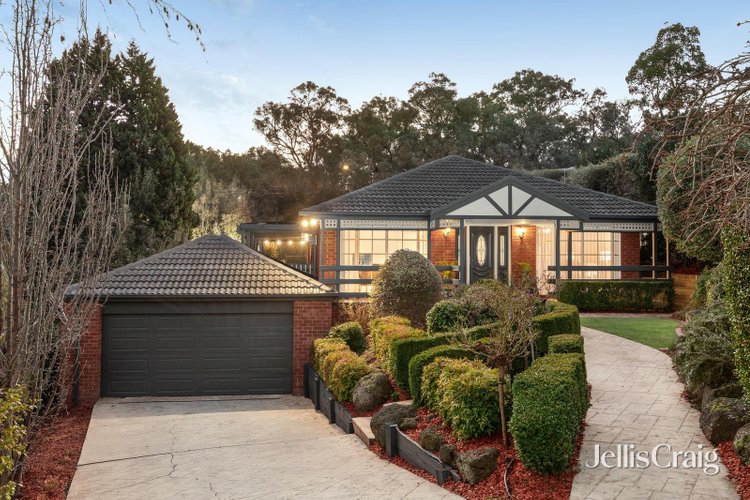 6 Honey Myrtle Rise Eltham North 3095