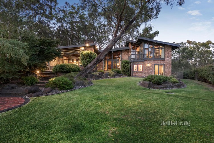 6 Kapili Way Eltham 3095