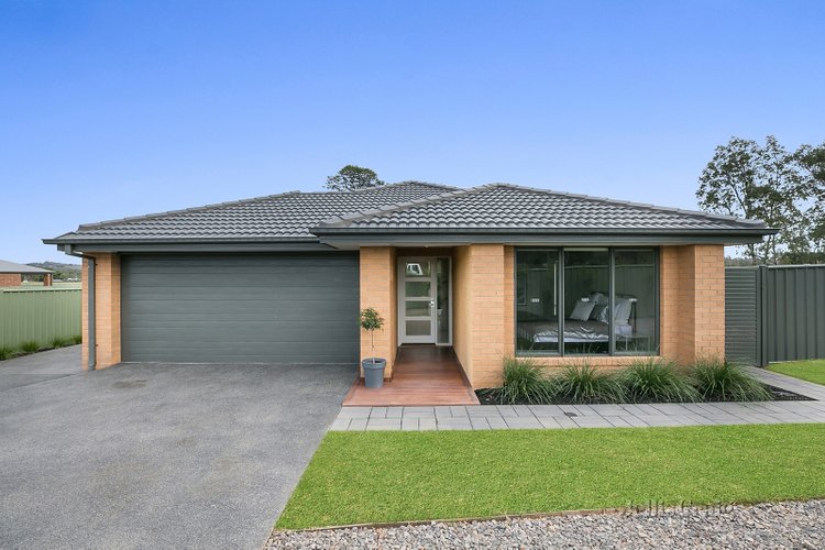 6 Kateesha Court Campbells Creek 3451