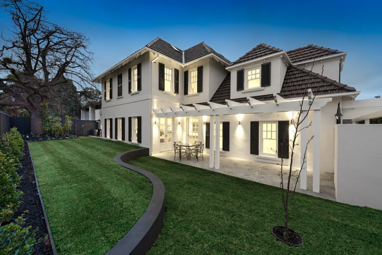 6 Kemsley Court Hawthorn East 3123