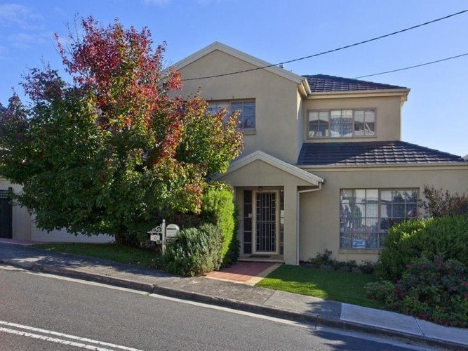 6 Kilburn Street Strathmore 3041