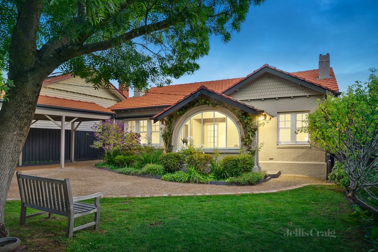6 Kitchener Street Kew East 3102