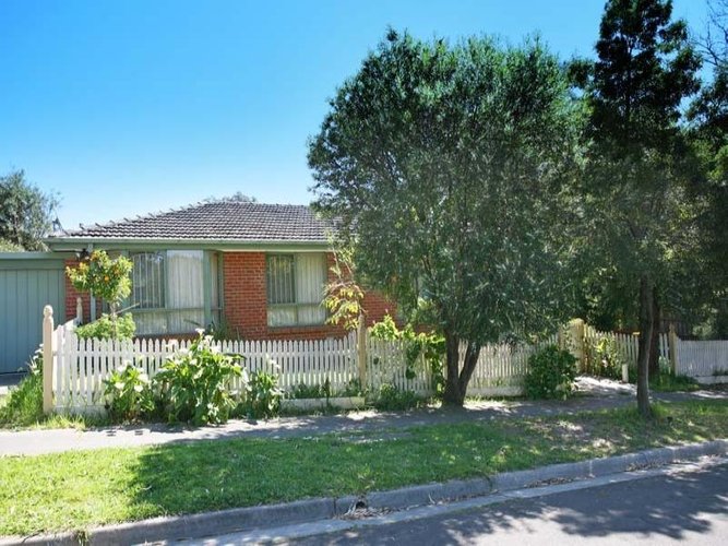 6 Lalwa Street Blackburn 3130