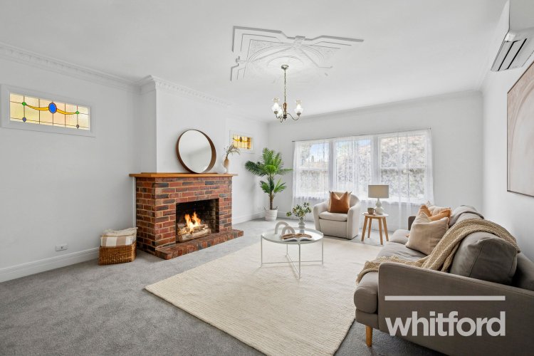 6 Lancaster Avenue, Newtown