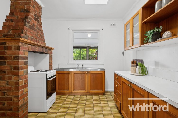 6 Lancaster Avenue, Newtown