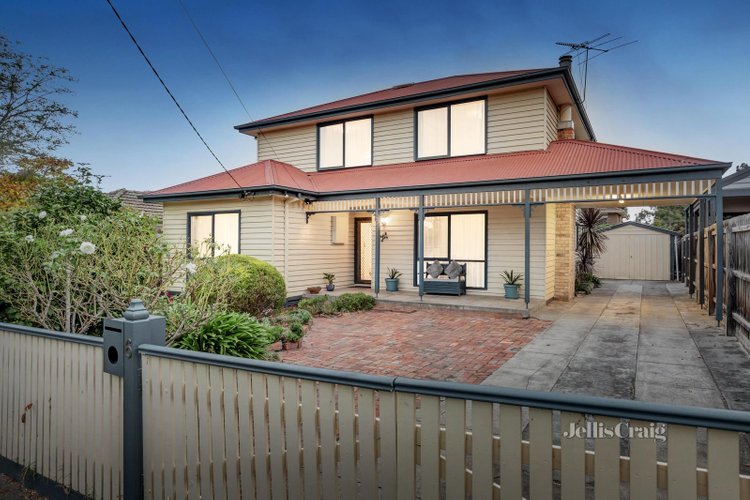 6 Leigh Street Bentleigh East 3165
