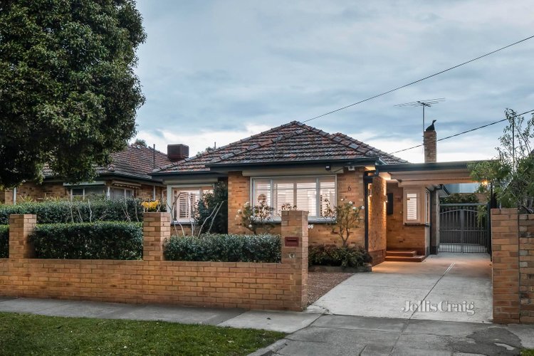 6 Lorna Avenue Northcote 3070