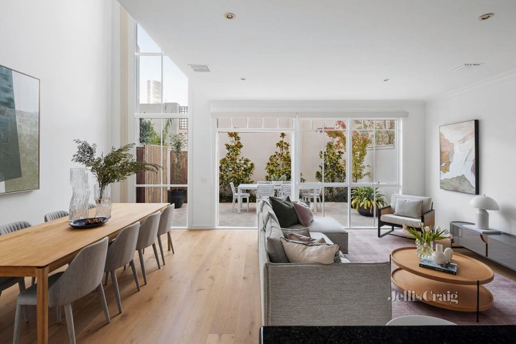6 Macfarlan Lane South Yarra 3141