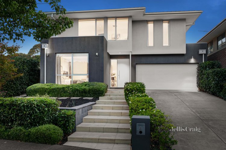 6 Magnolia Drive Forest Hill 3131