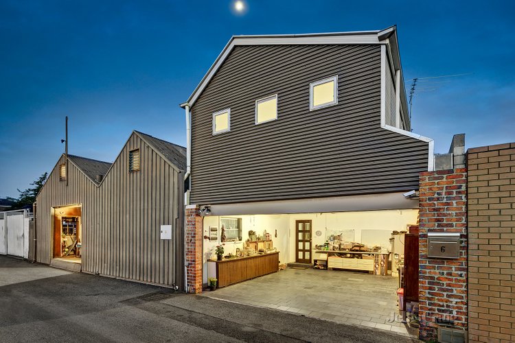 6 Maivary Lane Northcote 3070