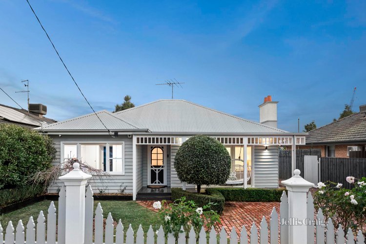 6 Mangan Street Bulleen 3105