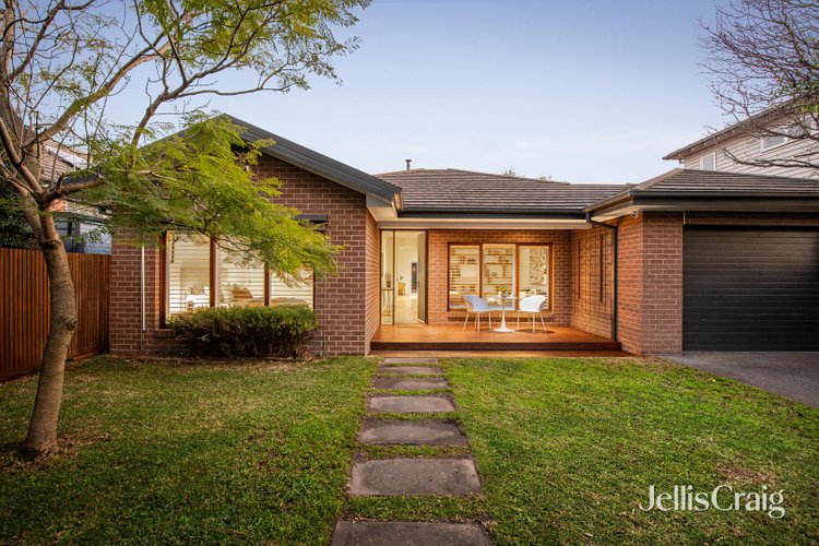 6 Mclean Avenue Bentleigh 3204