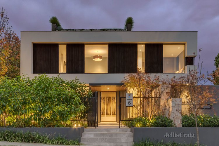 6 Merrion Grove Kew 3101