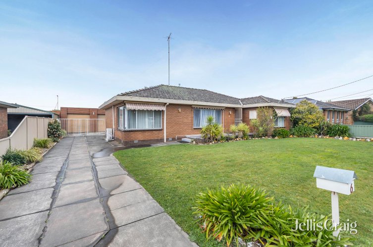 6 Mimosa Avenue  Alfredton 3350