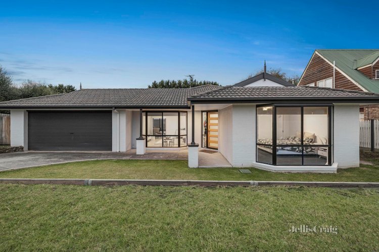 6 Mondana Way Mount Martha 3934