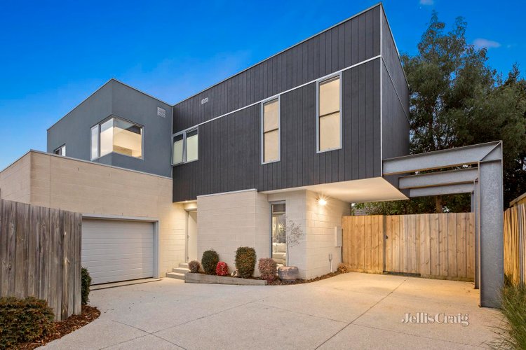 6 Moona Avenue Mornington 3931