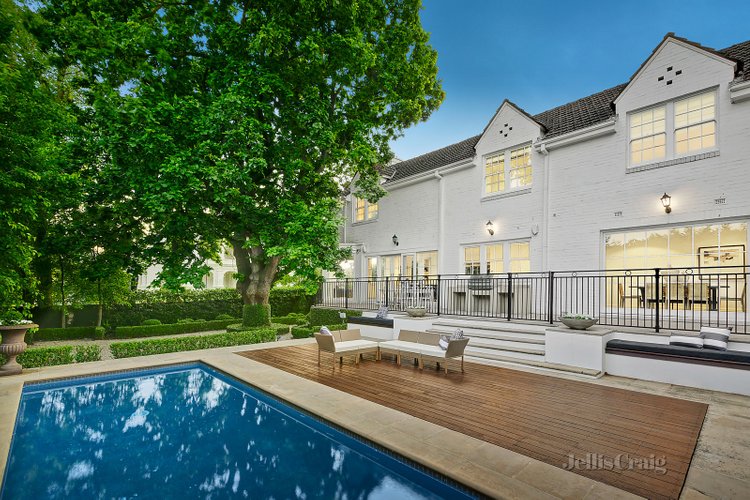 6 Moorakyne Avenue Malvern 3144