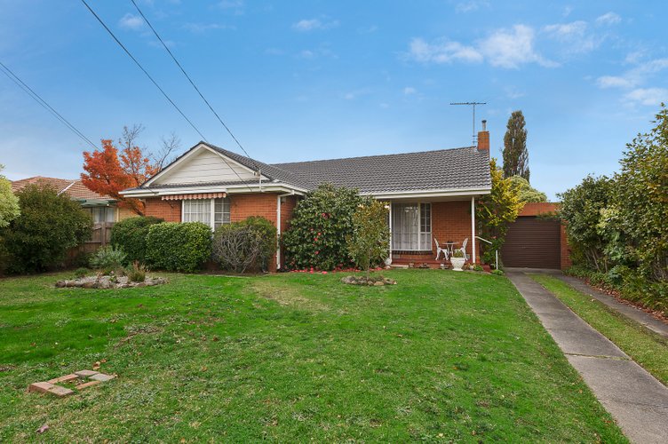 6 Nottingham Street Glen Waverley 3150
