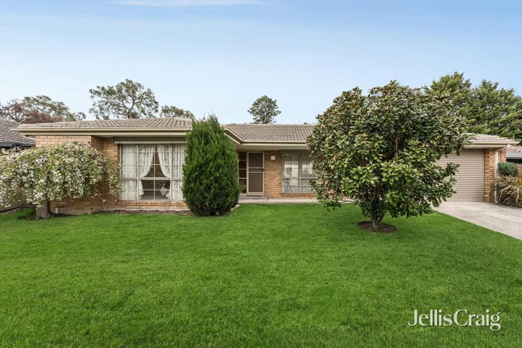 6 Old Lilydale Road Ringwood East 3135