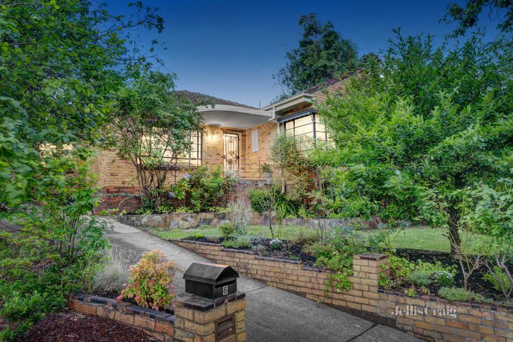 6 Olyve Court Surrey Hills 3127