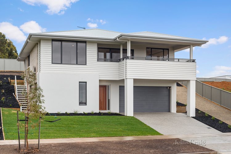 6 Pania Street Brown Hill 3350