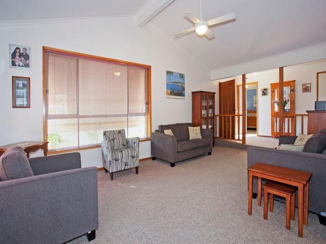 6 Par Court, North Geelong