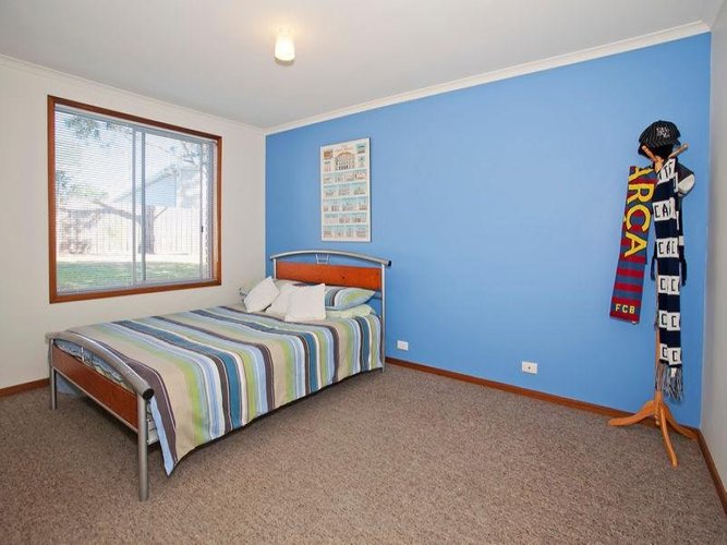 6 Par Court, North Geelong