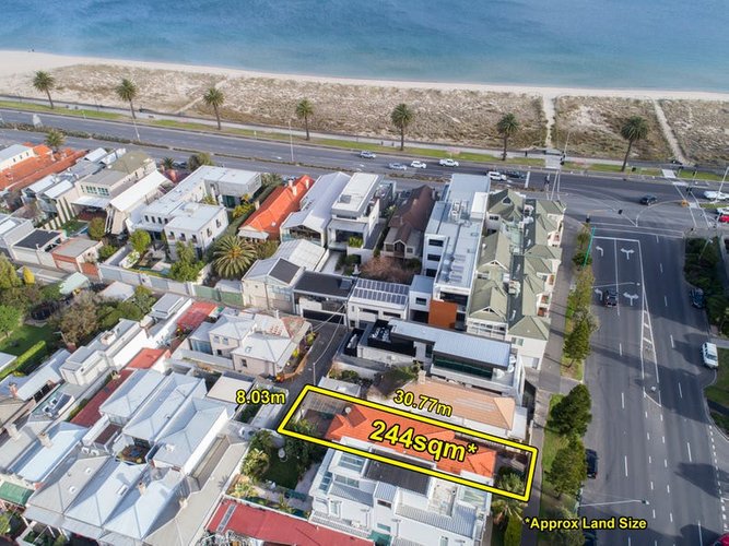 6 Pickles Street Albert Park 3206
