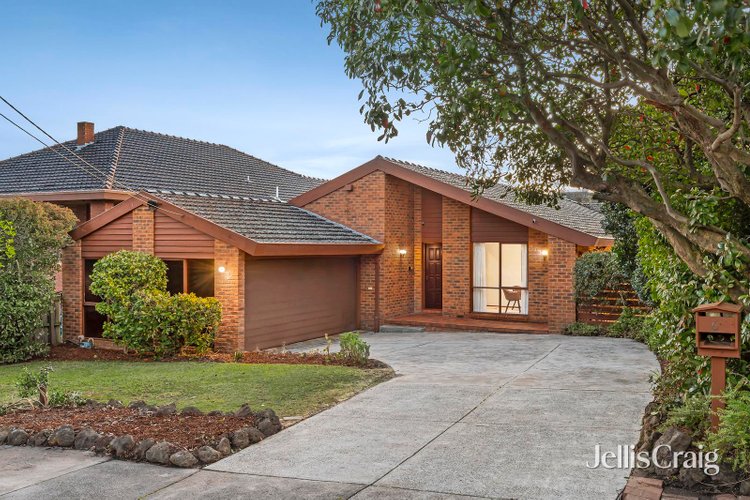 6 Pleasant Avenue Doncaster 3108