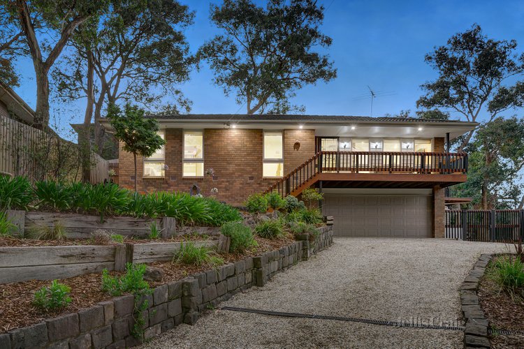 6 Price Court Diamond Creek 3089