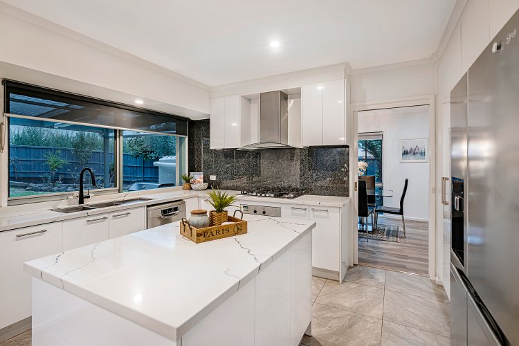 6 Rigby Mews Rowville 3178