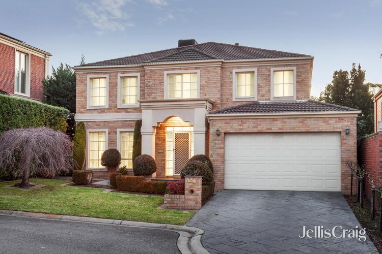 6 Robin Court Doncaster 3108