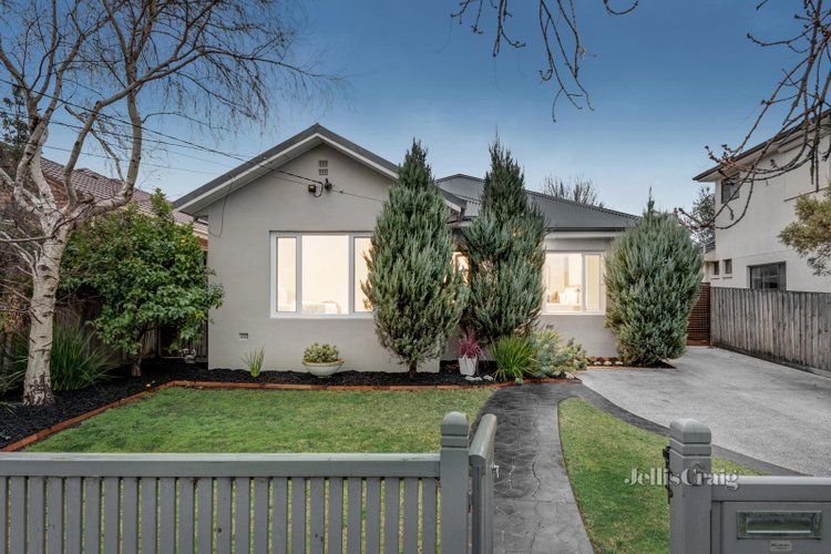 6 Roma Street Bentleigh 3204