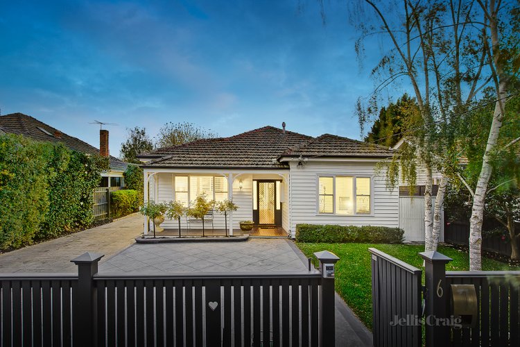 6 Ross Street Surrey Hills 3127