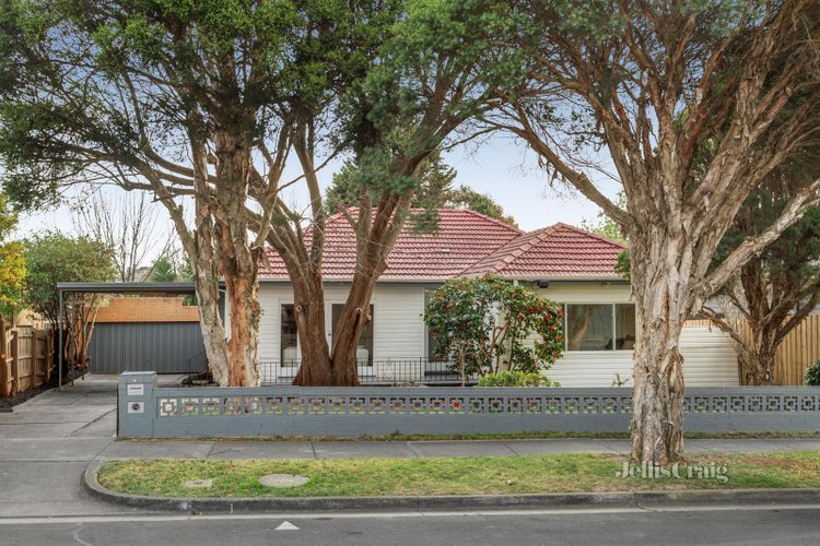 6 Simon Street Blackburn North 3130