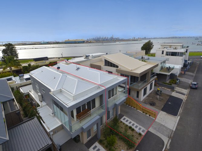 6 Stanley Street Williamstown 3016