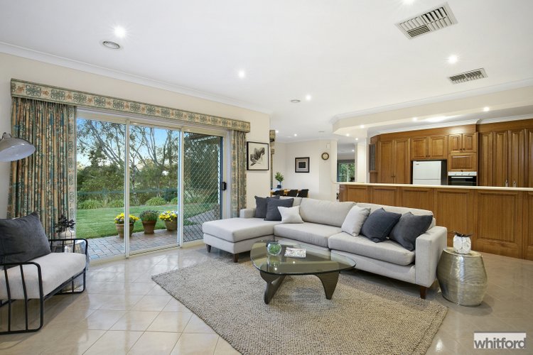 6 The Mews, Highton