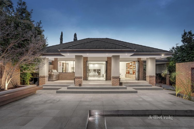 6 Tuxen Street Balwyn North 3104
