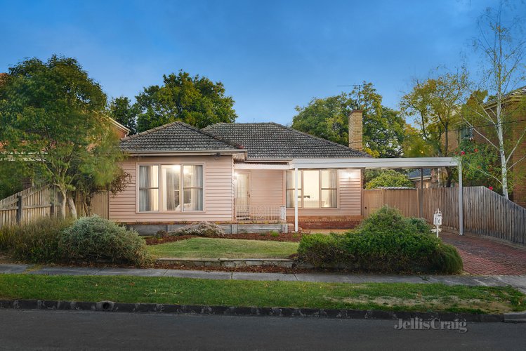 6 Uplands Road Balwyn North 3104